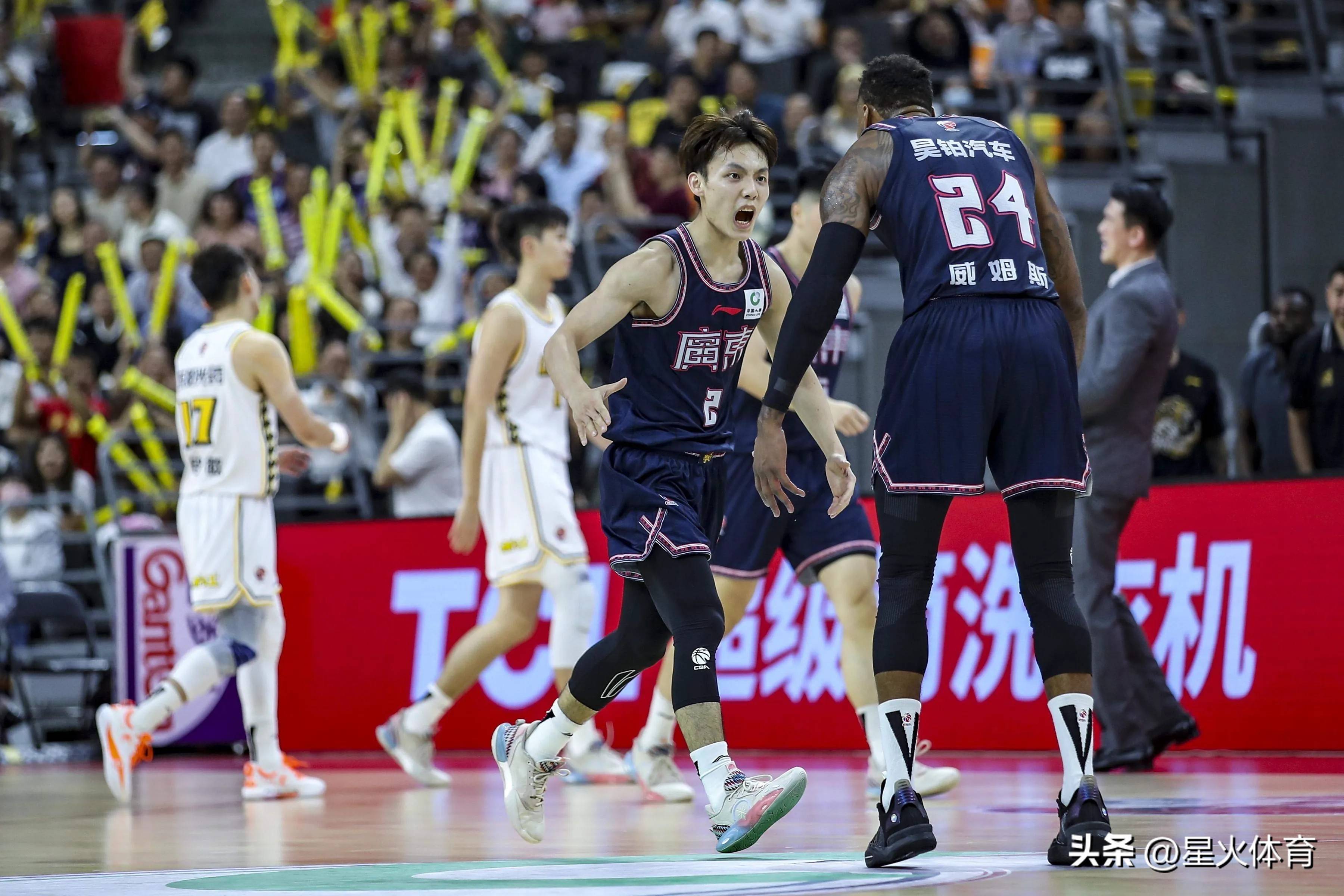 横推从极道开始